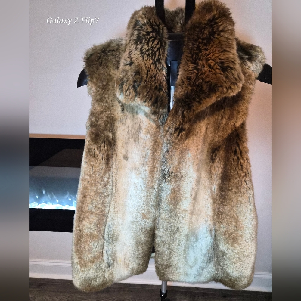 ​Neiman Marcus x Imposter Faux Fur Vest | Brown Tan Animal Friendly | Size L